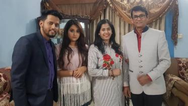 Azizul Hakim with his family.jpg