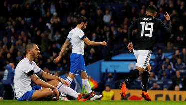Banega.JPG