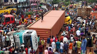 Ctg-trailer-crash-web.jpg