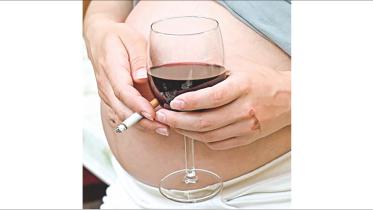Drinking and smoking pregnancy.jpg