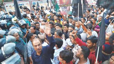 foil peaceful rally.jpg