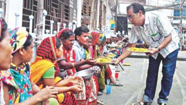 Food assistance for poor hampered