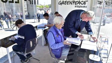 greenpeace.JPG
