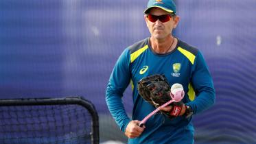 Justin Langer AUSTRALIA.jpg