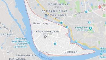 Dhaka's Kamrangirchar 5-storey building tilts