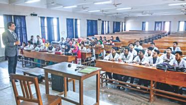 kmc teacher shortage.jpg