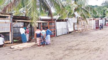 Land grabbing Kuakata.jpg