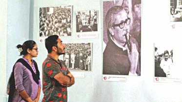 London 1971 photography exhibits in Sylhet