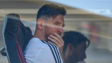 Messi in thought.jpg