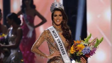 Miss_Universe_2017.gif