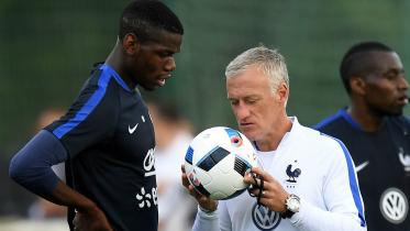 Pogba-Deschamps.jpg