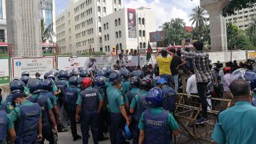 protesters web.jpg