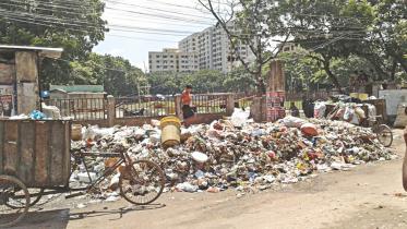 Residents of Lalmatia.jpg