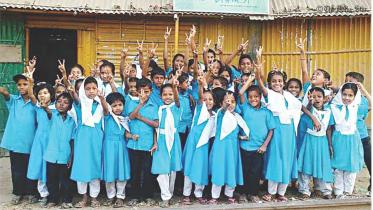 Underprivileged children from Charulata Bidyapith 