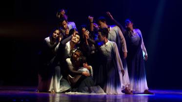 Shatabdir Mahanayak.jpg