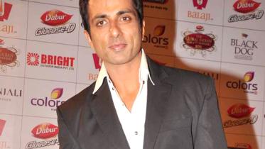 Sonu_sood_2012.jpg