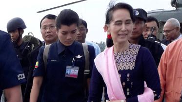 Aung San Suu Kyi visits troubled rakhine border