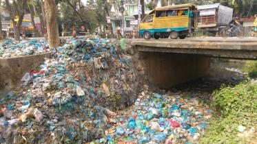 Sylhet struggling waste management.jpg