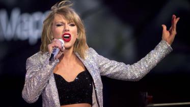 Taylor-SwiftWB.jpg