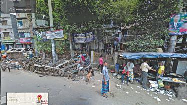 triangular Bangshal Park.jpg