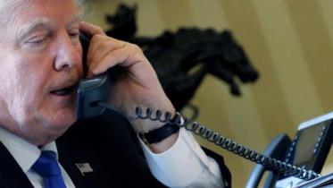 trump-phone-call-web.jpg