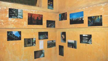 Uronto, flying away in search of art