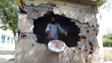 violence in kashmir.jpg