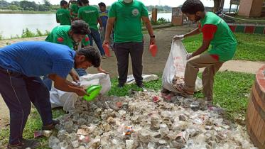 Volunteers-of-BD-Clean-Mymensingh.jpg