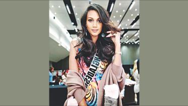 Voting Miss Universe Bangladesh.jpg
