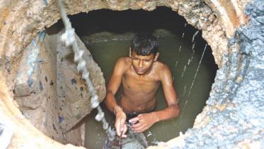 waste-and-sanitation-workers.jpg
