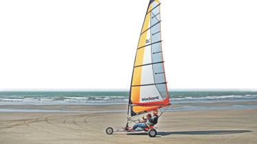 water_sports_at_coxs_bazar_03.jpg