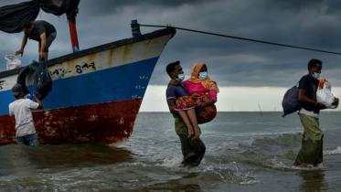 world-pressure-on-Myanmar.jpg