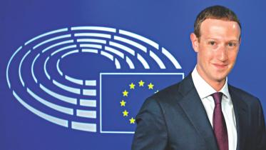 Facebook chief Mark Zuckerberg apologised