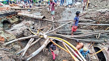road-diggings-dhaka.jpg