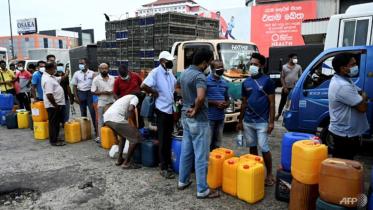 cash-strapped-sri-lanka.jpg