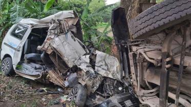 micro-accident-natore-pabna-highway.jpg