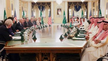us-saudi-arabia-sign.jpg