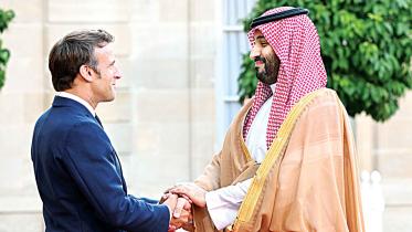 macron-saudi-prince.jpg