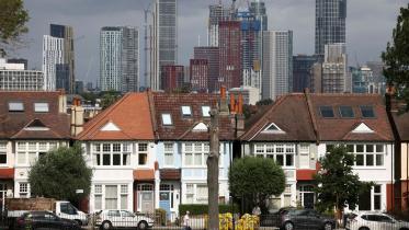 uk-house-prices-fall.jpg