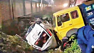 moulvibazar_five_die.jpg