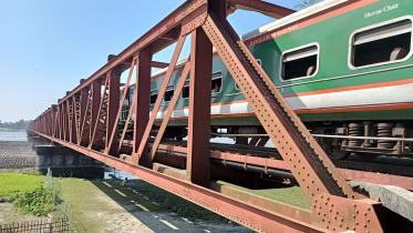 Teesta Railway Bridge