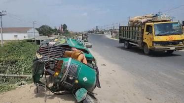 brahmanbaria_accident_pic_1.jpg