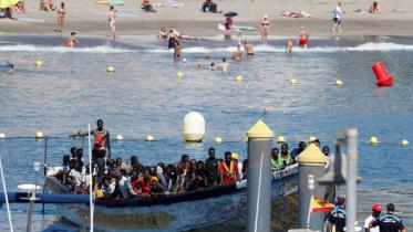 spain-rescues-migrants-canary-islands.jpg