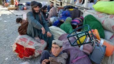 afghan-leave-pakistan.jpg
