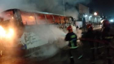 Bus set on fire in Tejgaon