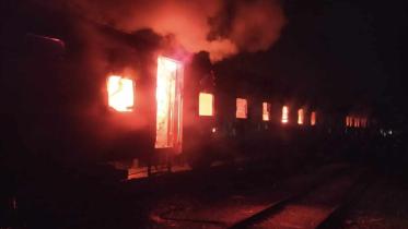 jamuna-train-fire