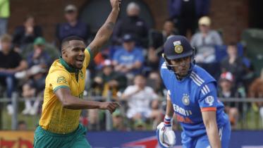 2023-12-12t155352z_544528098_up1ejcc185r2j_rtrmadp_3_cricket-t20-zaf-ind.jpg