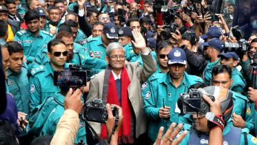 _cmm_court_mirza_fakhrul_prabir_das_9893.jpg