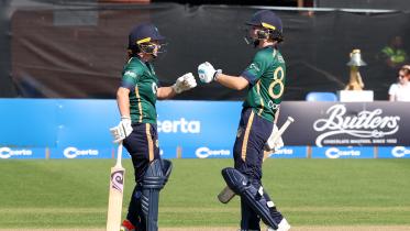 Ireland_Women_Cricket_Team.jpg