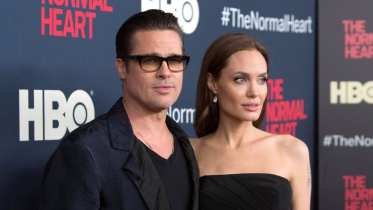 Brad Pitt and Angelina Jolie.png